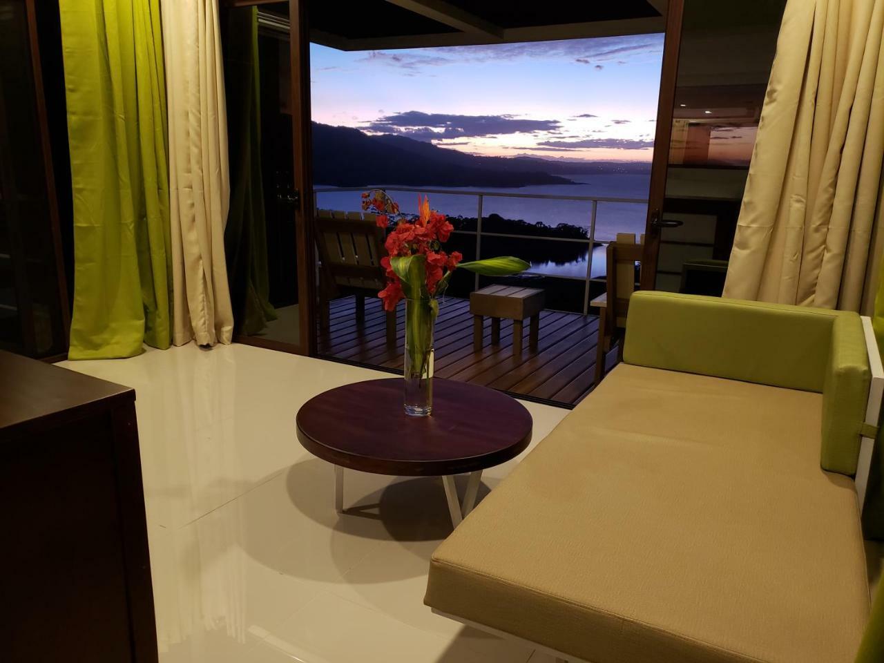 Hotel Laguna Arenal Union Екстер'єр фото